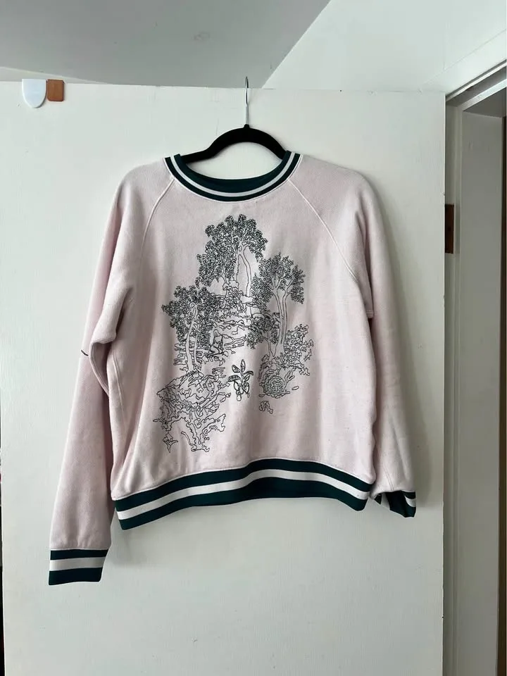 little moon crewneck size S