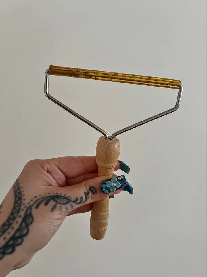 Pet fur remover tool scraper for sofas or carpets or clothes