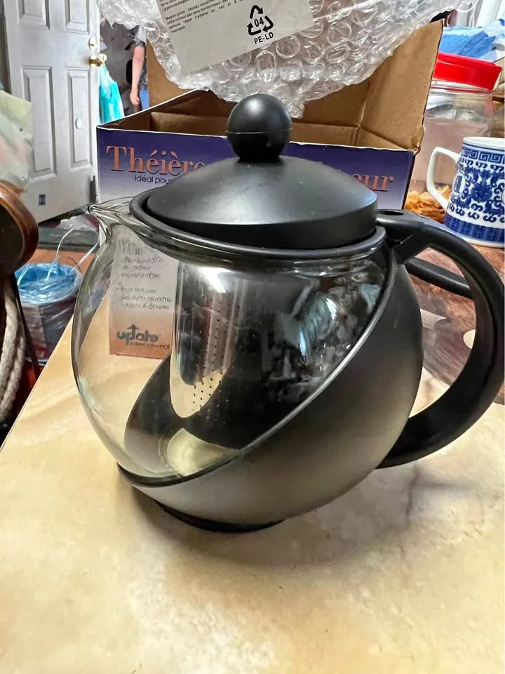Brand new teapot with infuser thumbnail