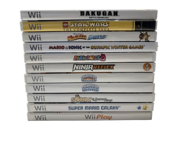 Nintendo Wii Video Games Bundle