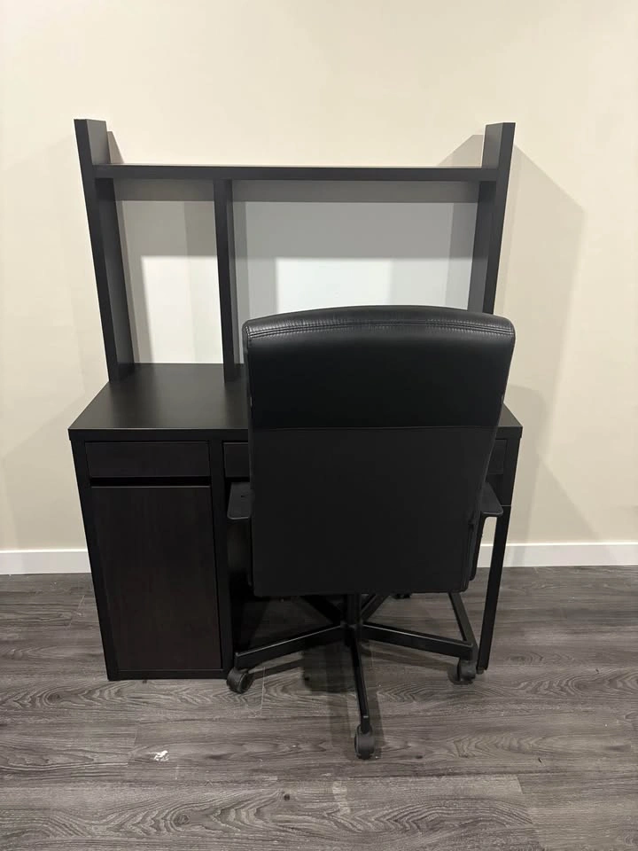 IKEA desk - photo 3