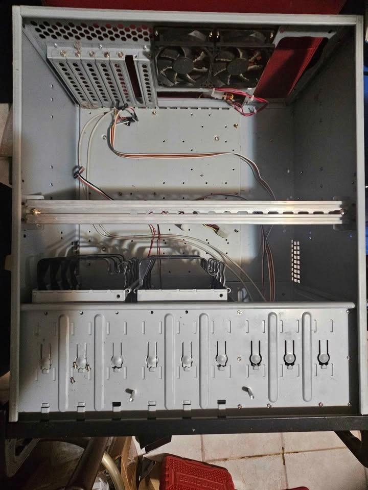 Rosewill RSV-R4000 4U Rackmount Server Case - AI / NAS / Homelab - photo 2