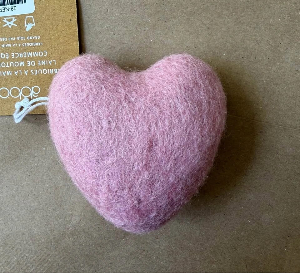 Sheep Wool Puffy Pink Heart - photo 4