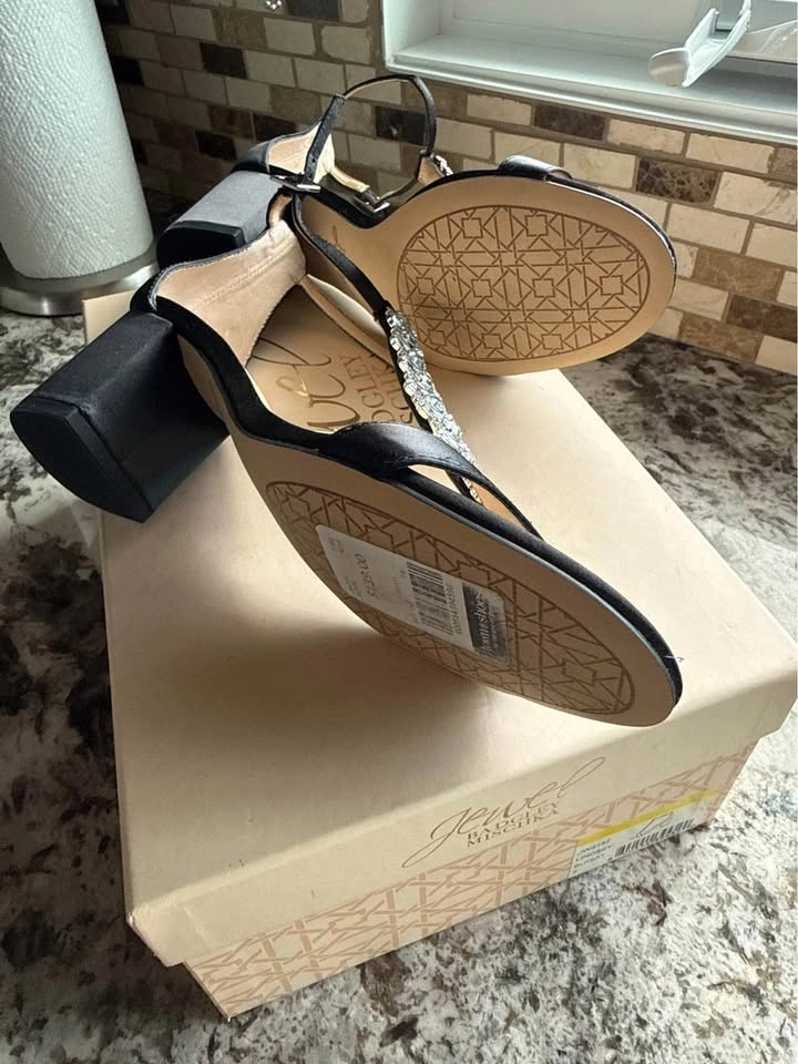 Unworn shoes - photo 3