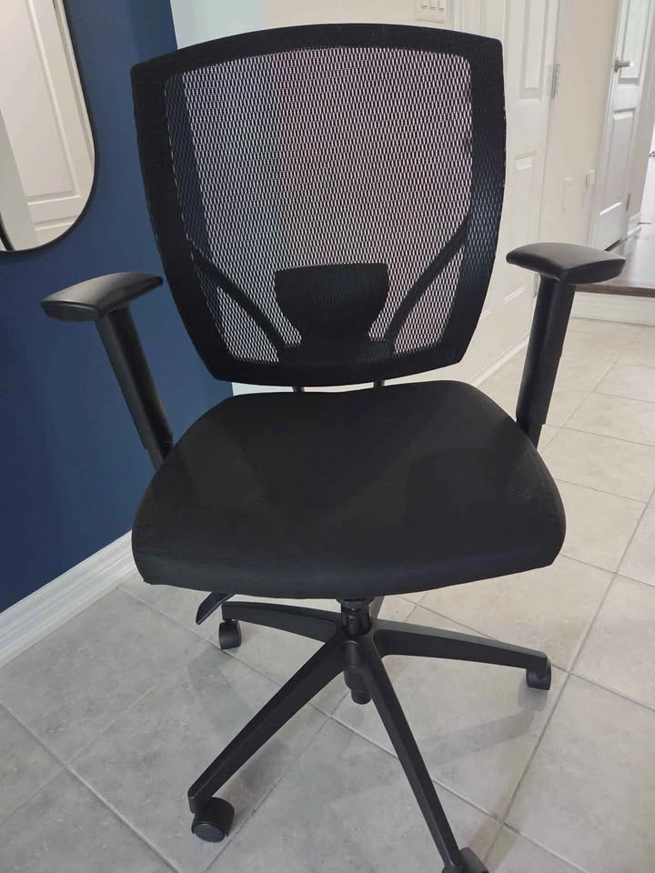 Electric Standing Desk + Ergonomic Chair Bundle 48x24 - photo 4