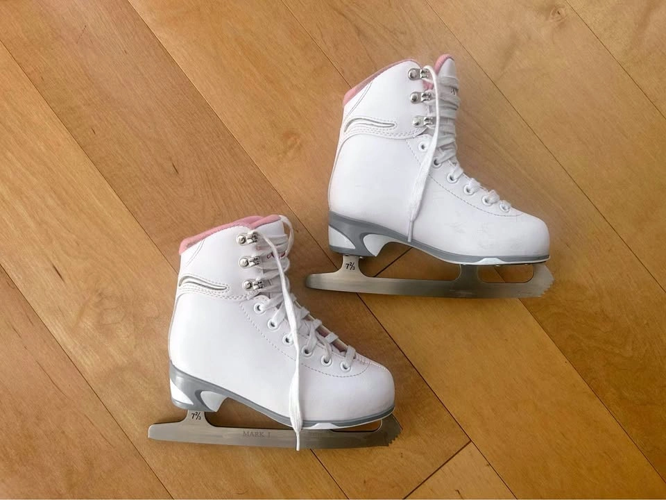 Size 13J Figure Skates-Jackson Cameo