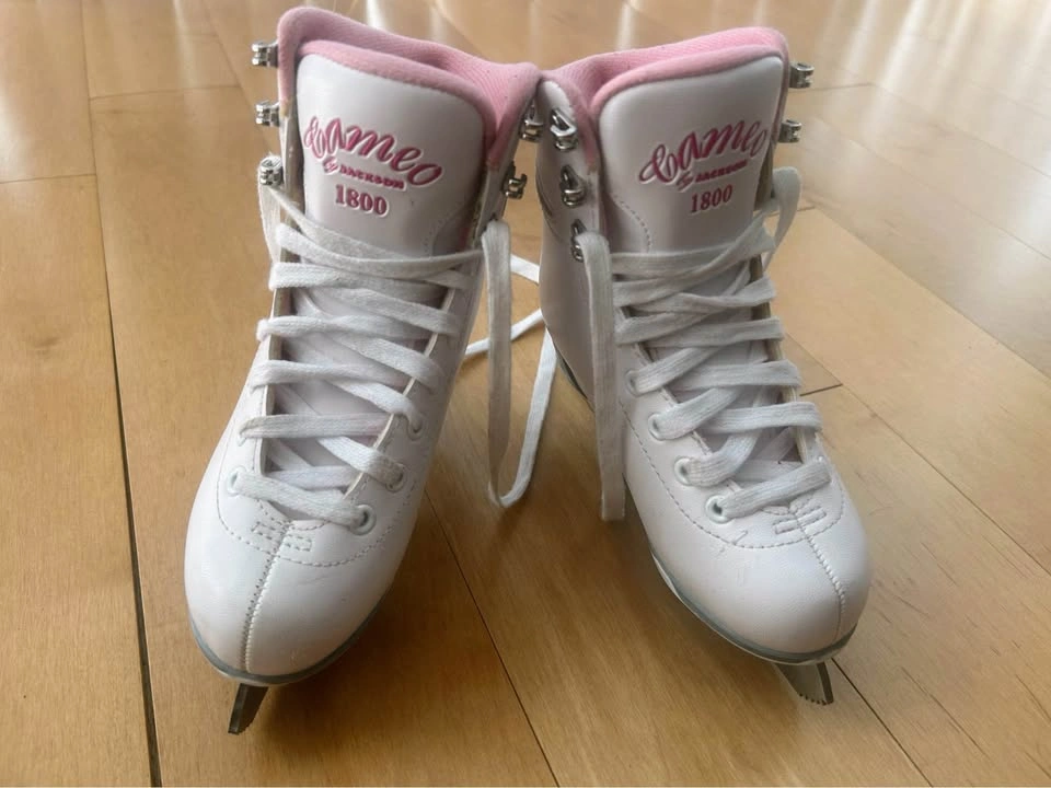 Size 13J Figure Skates-Jackson Cameo - photo 3
