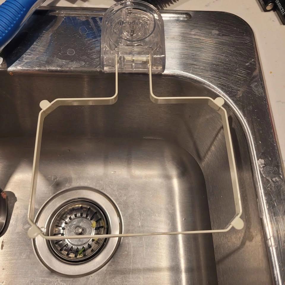 Kitchen sink strainer with 2 bags of mesh bags - photo 2