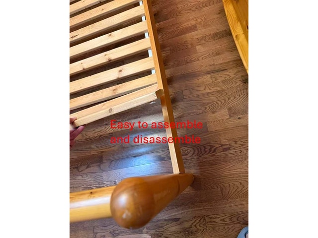 Solid Pine Wood Bed Frame Super Single Mint Condition $130 - photo 3