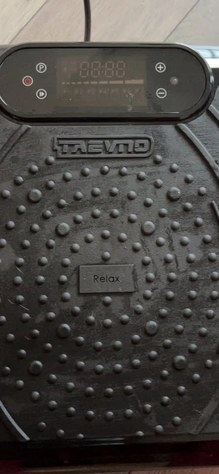TREVO Vibration Plate Exercise Machine - photo 3