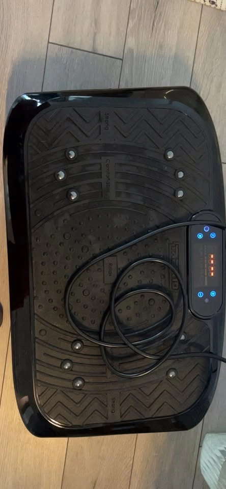 TREVO Vibration Plate Exercise Machine - photo 4