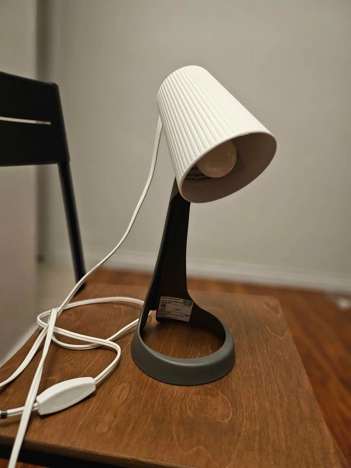 IKEA SVALLET Work Lamp with bulb - photo 2