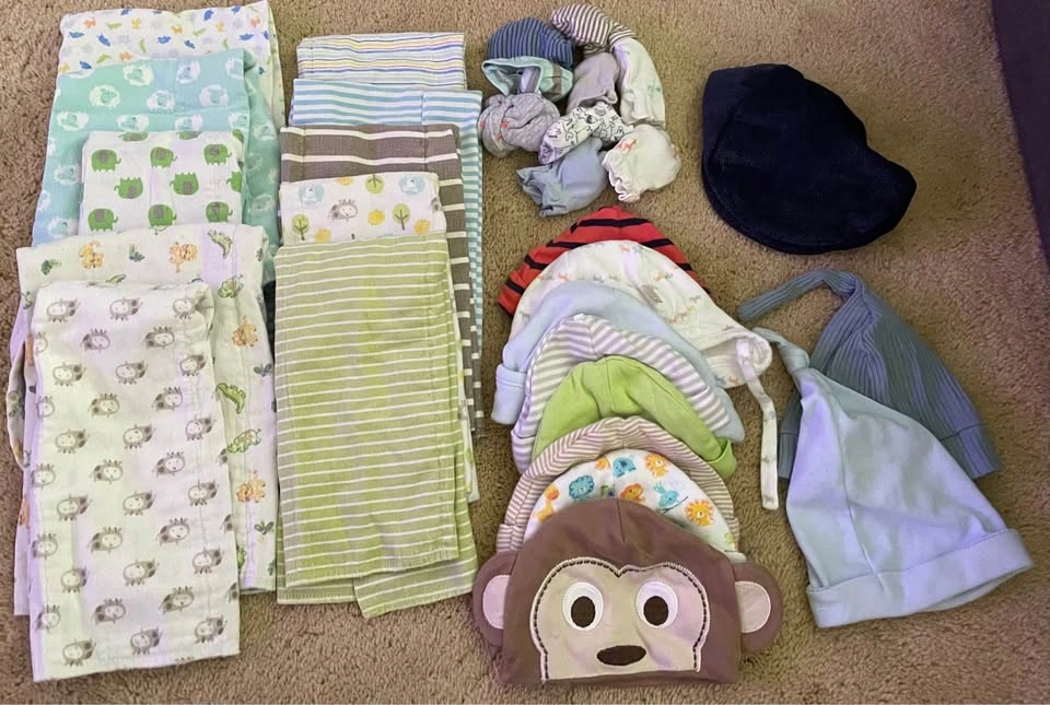 70 piece - Baby boy clothes 0-3 months - photo 4