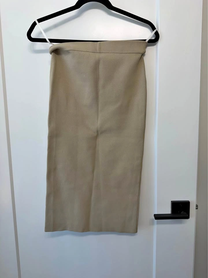 Aritzia Babaton Sculpt Knit Tube Skirt S