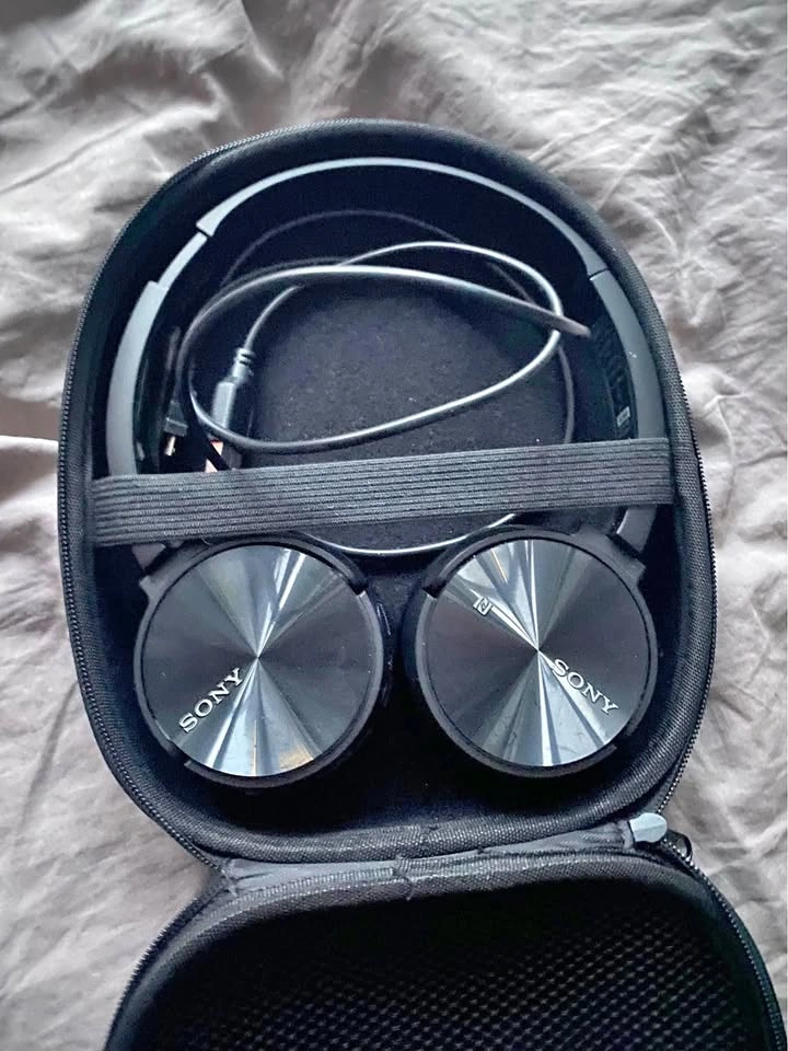 Sony Headphones- Bluetooth
