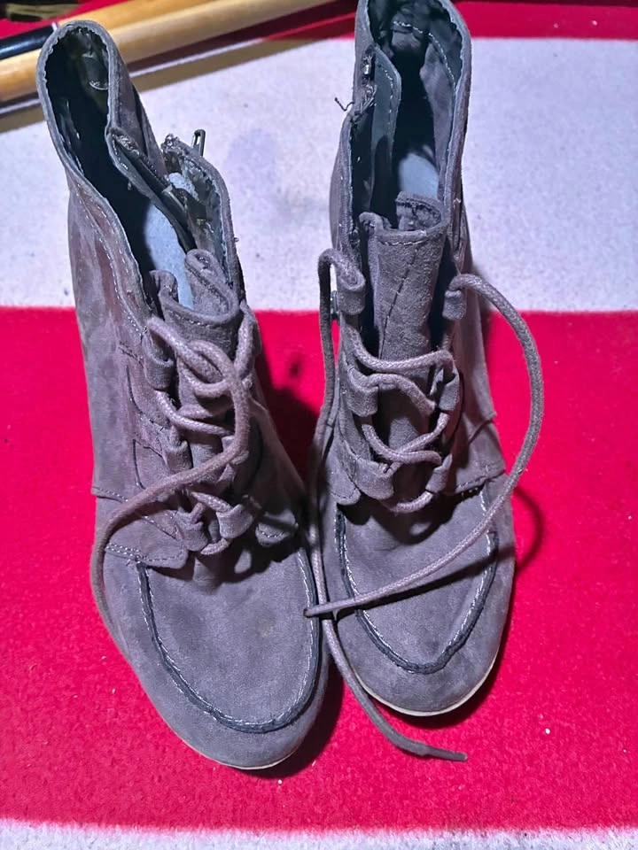 Women’s Gray Suede Ankle Boots