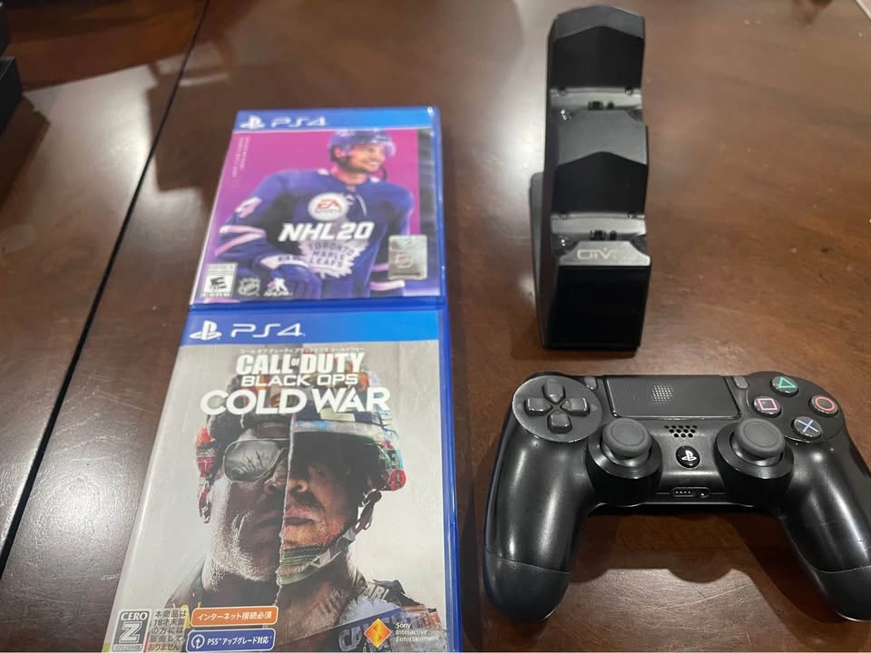 PS4 - photo 3