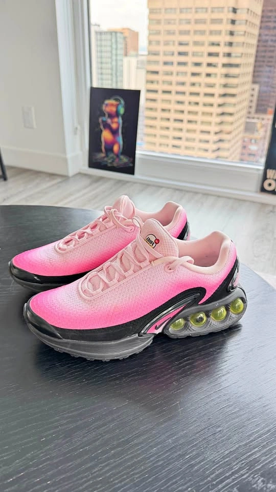 Sneakers Air Max NIKE size 6 almost NEW