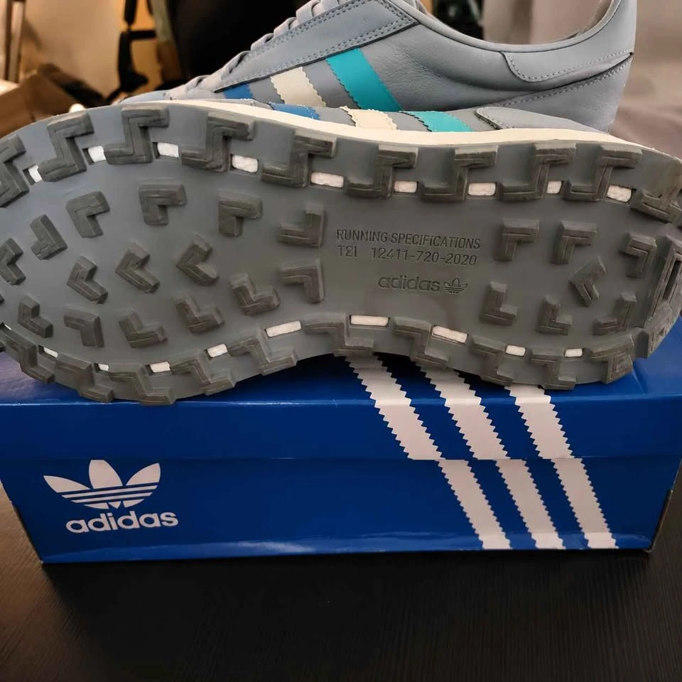 In box Men Adidas Retropy E5 Size 12 - photo 2