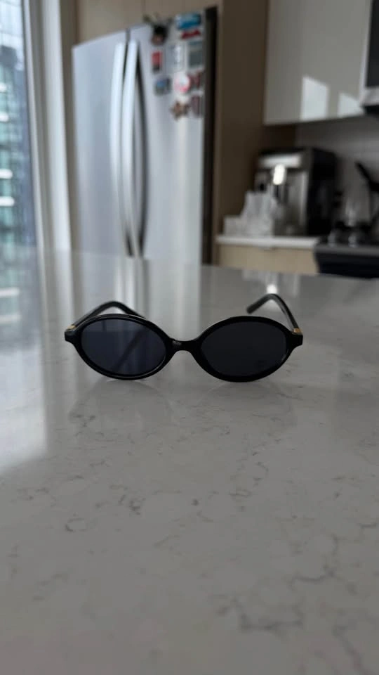 Sunglasses - photo 2