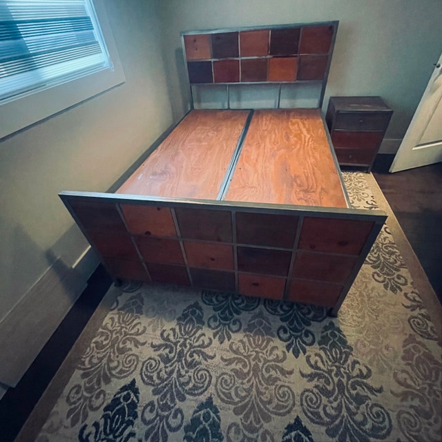 Full size All wood Bed with 12 drawers, and 1 NT - photo 4