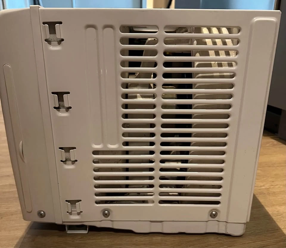 Midea Air Conditioner 5000 BTU - photo 3