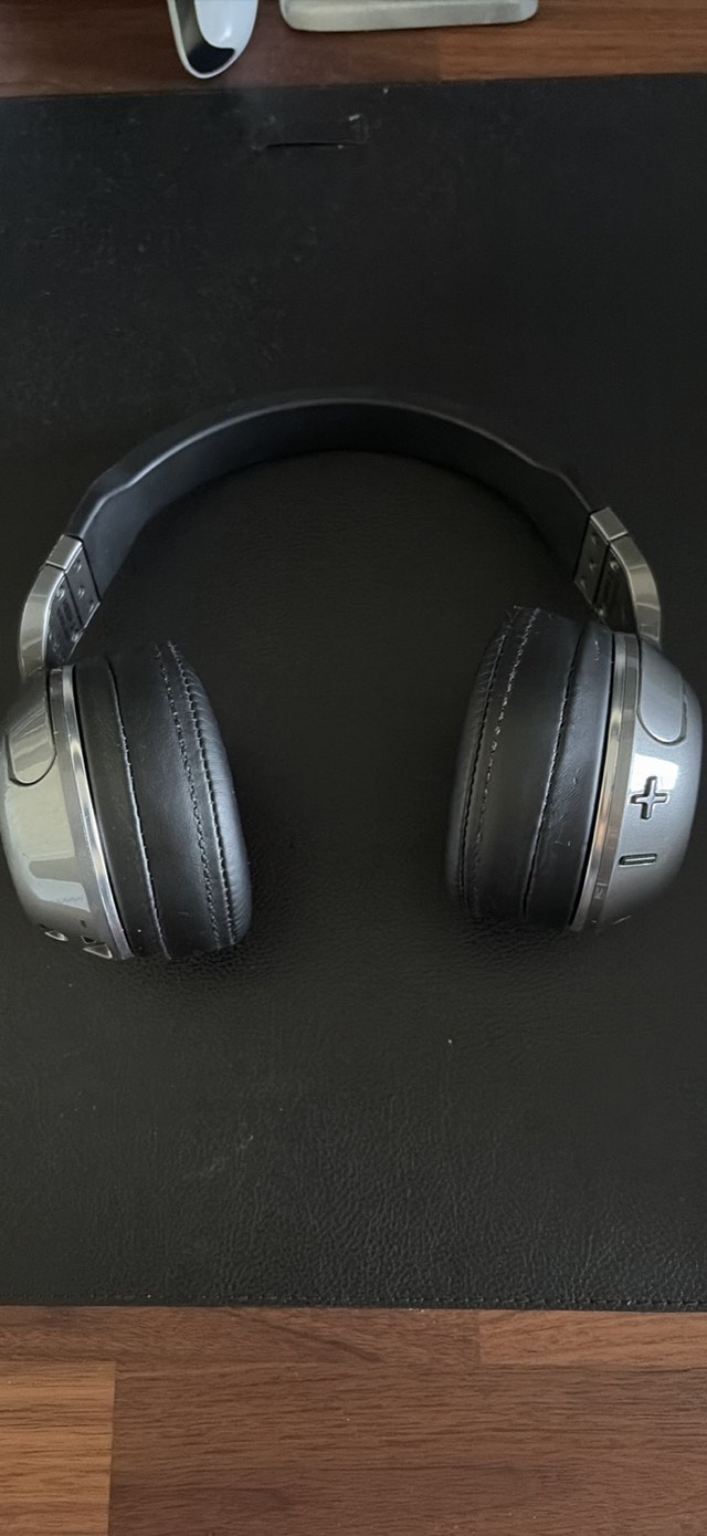 Skullcandy Crusher Headphones