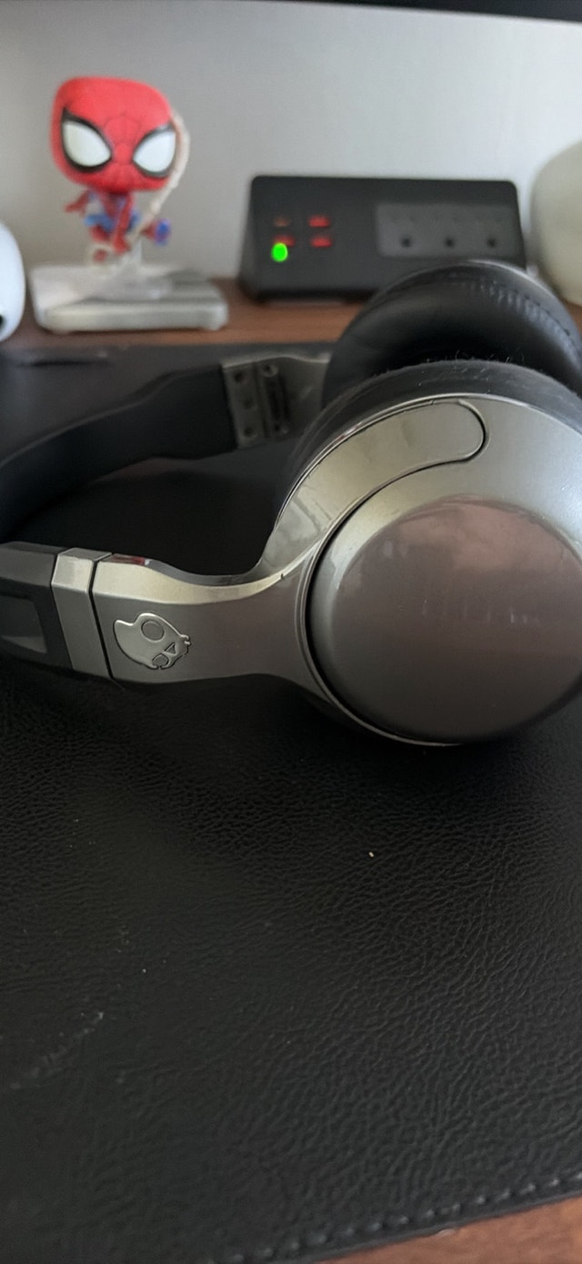 Skullcandy Crusher Headphones - photo 2