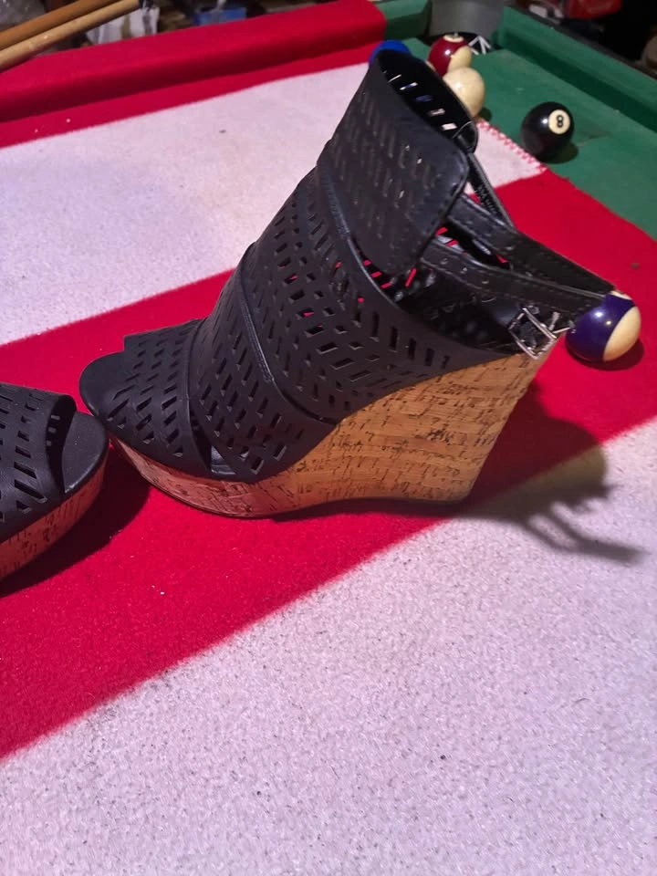 Charles Platform Wedge Sandals - photo 4