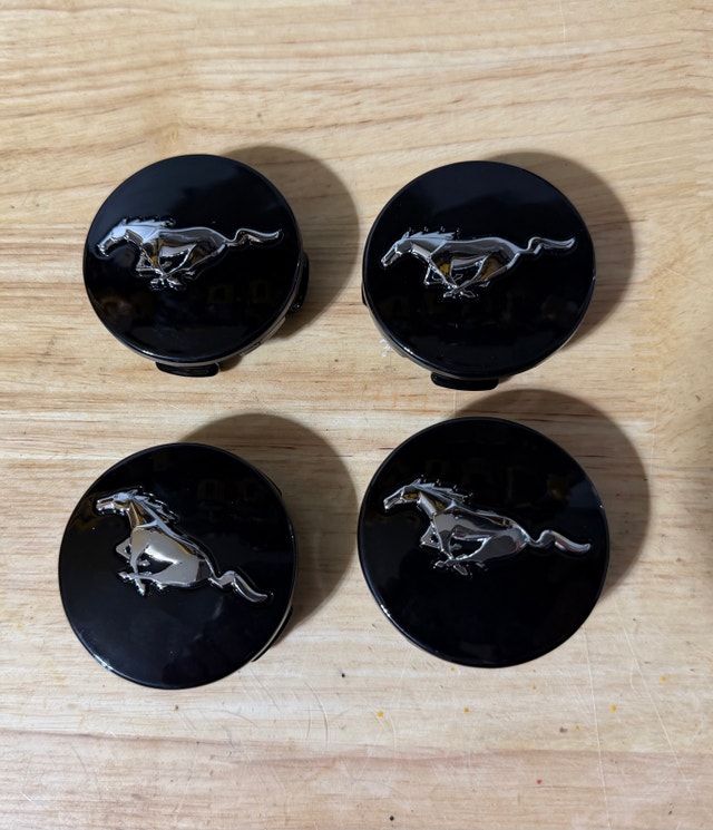 New Ford Mustang Wheel Center Caps - photo 2