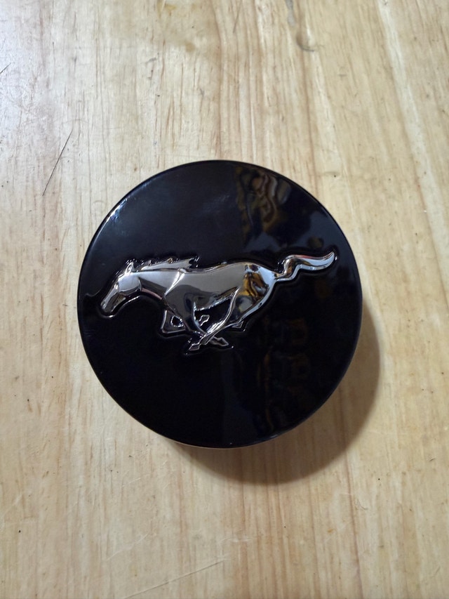 New Ford Mustang Wheel Center Caps - photo 4