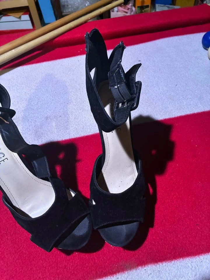 Black Suede block heel sandals - photo 5