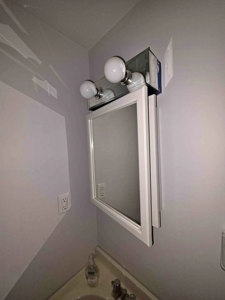 White Mirrored Bathroom Medicine Cabinet