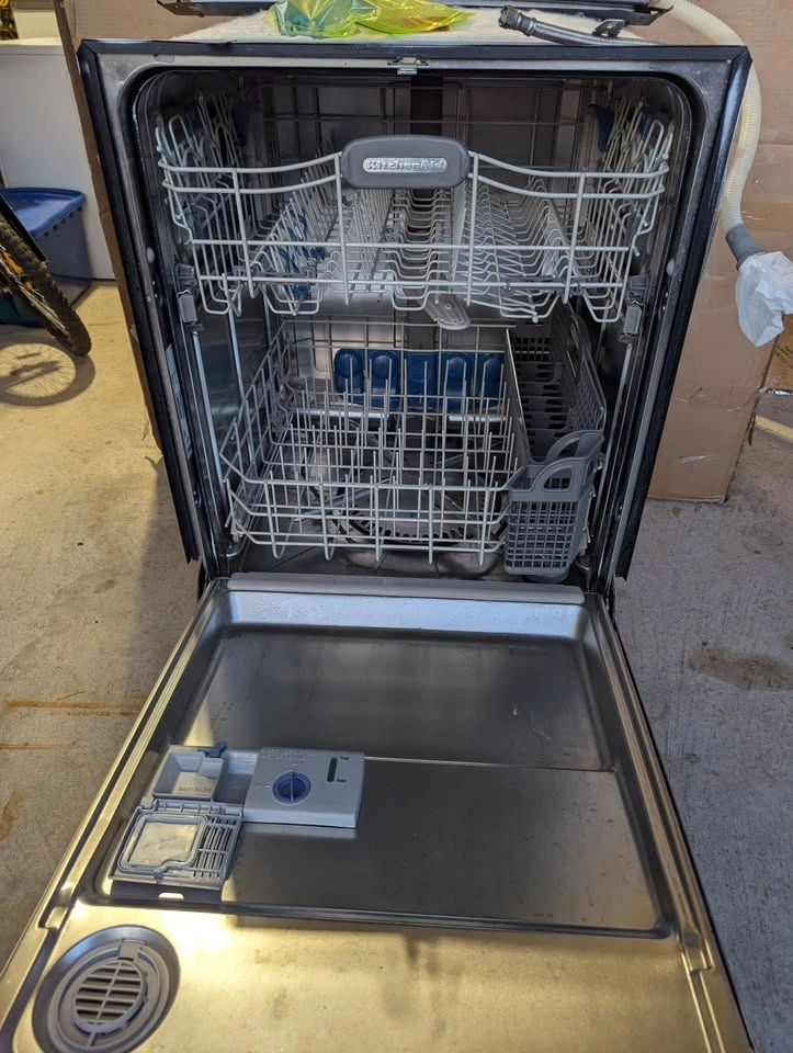 KitchenAid dishwasher Model KUDS03FTSSO - photo 4