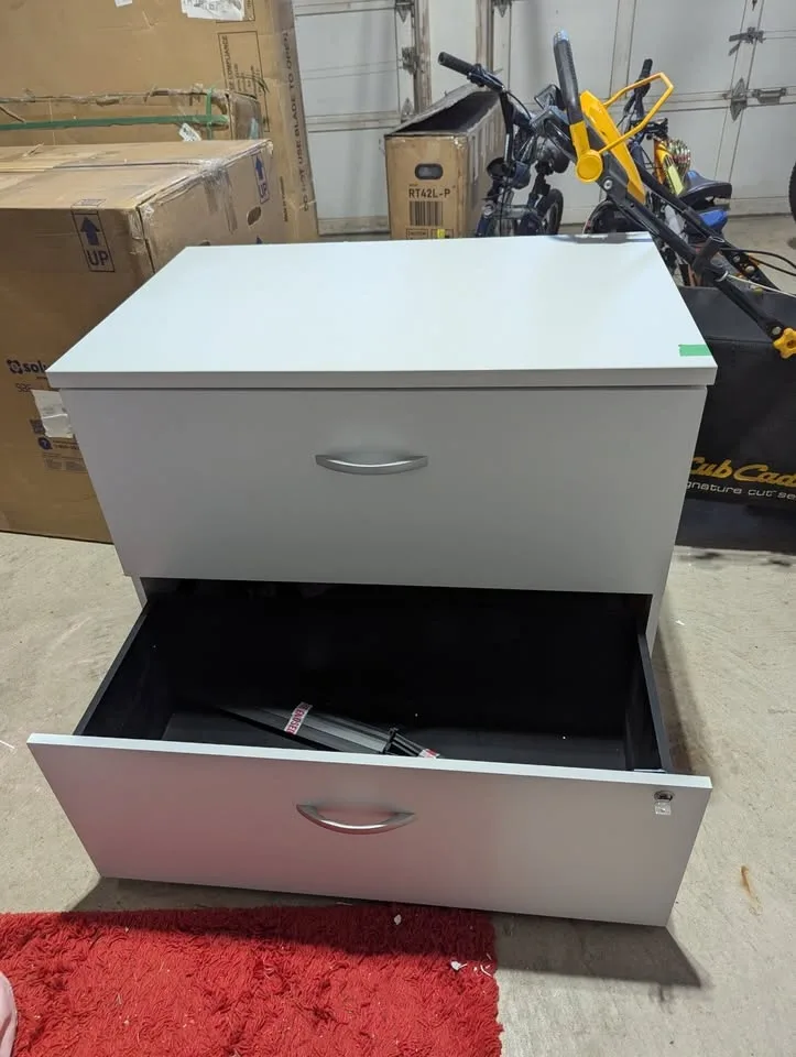 White Lateral File Cabinet with lock - photo 4