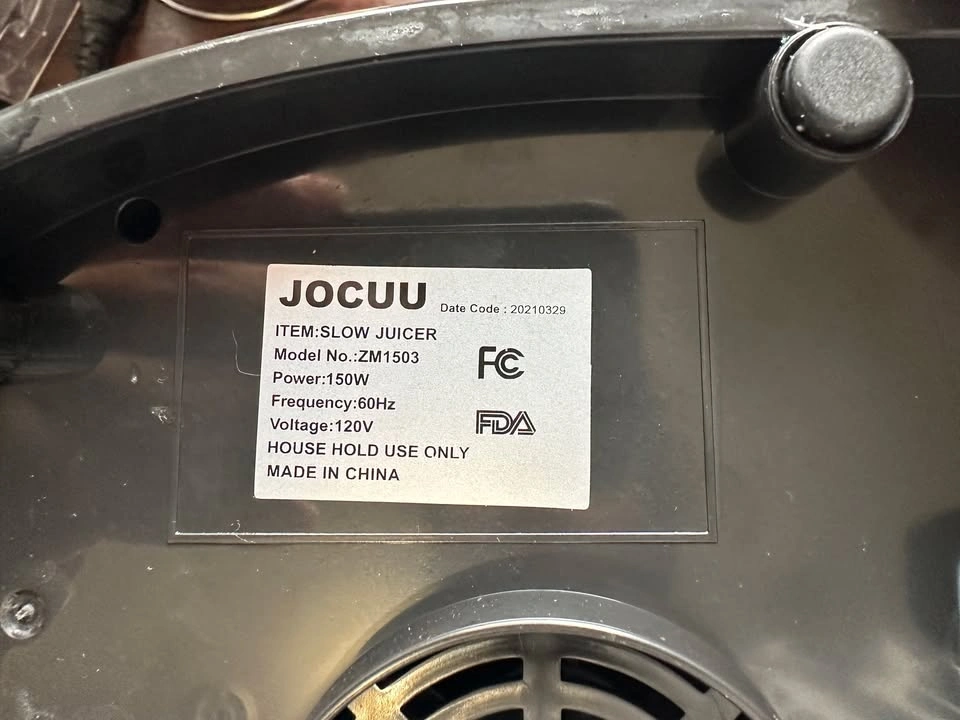 Joccu Masticating Juicer - photo 3