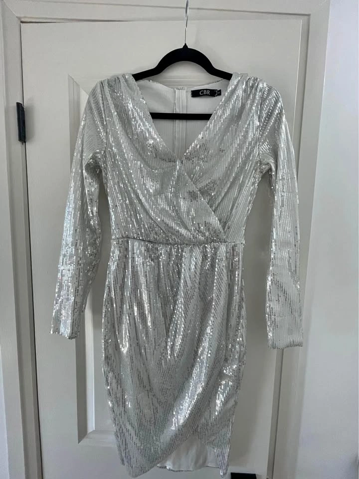 Silver dress size S