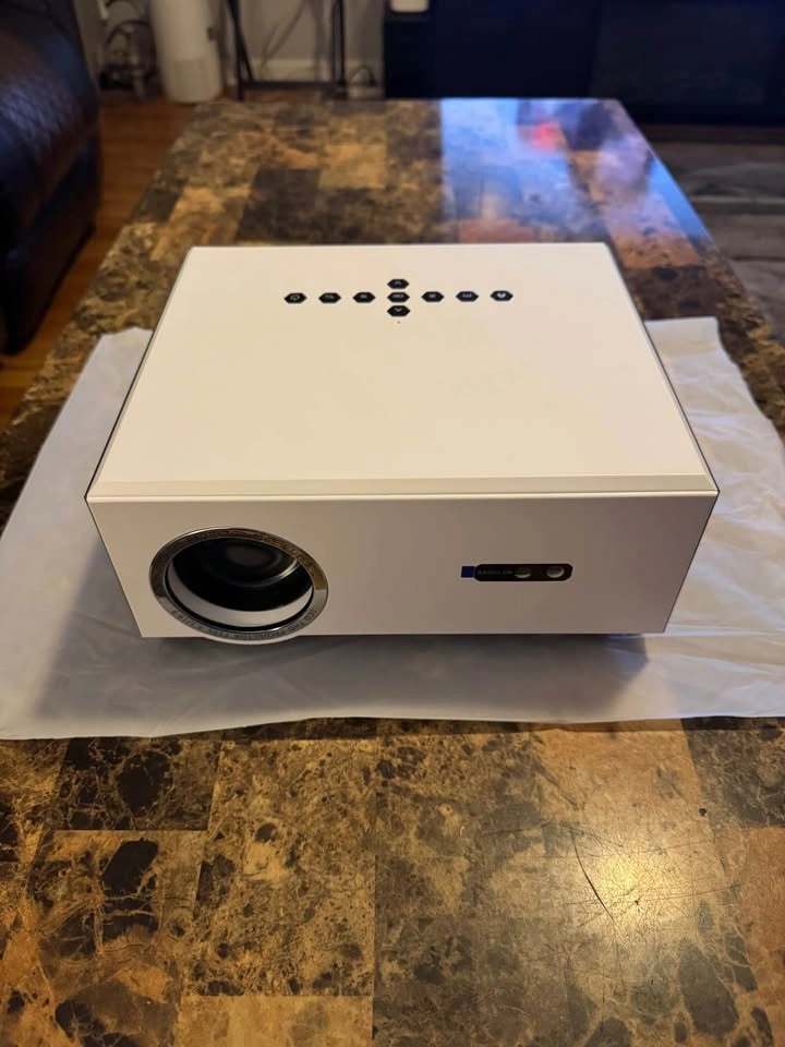 Smart WiFi Projector - photo 4