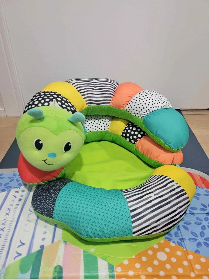 Infantino Prop-A-Pillar Tummy Time & Seated Support