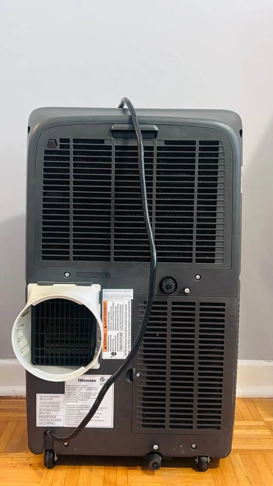 Hisense 12,000 BTU Portable AC – Complete Kit & Ice Cold! - photo 4
