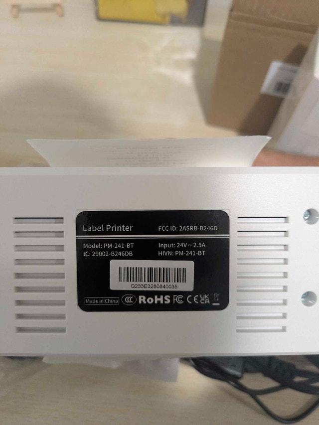 Phomemo PM-241-BT Thermal Shipping Label Printer - photo 2