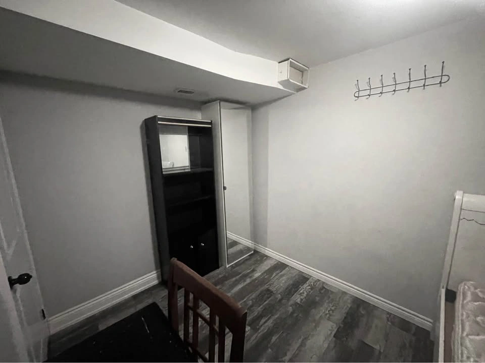 Private room for rent - photo 2