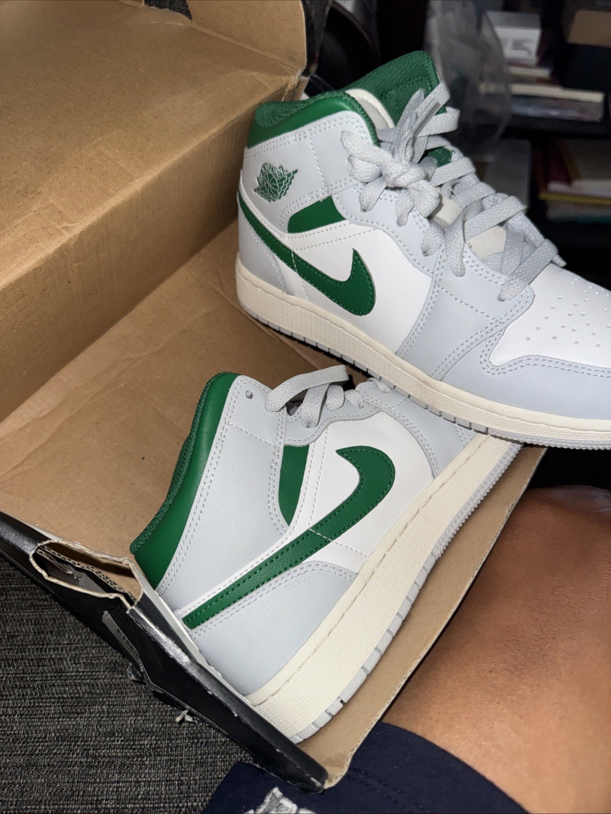 Size 9.5 - Air Jordan 1 SE Mid Grey Pine Green - photo 2