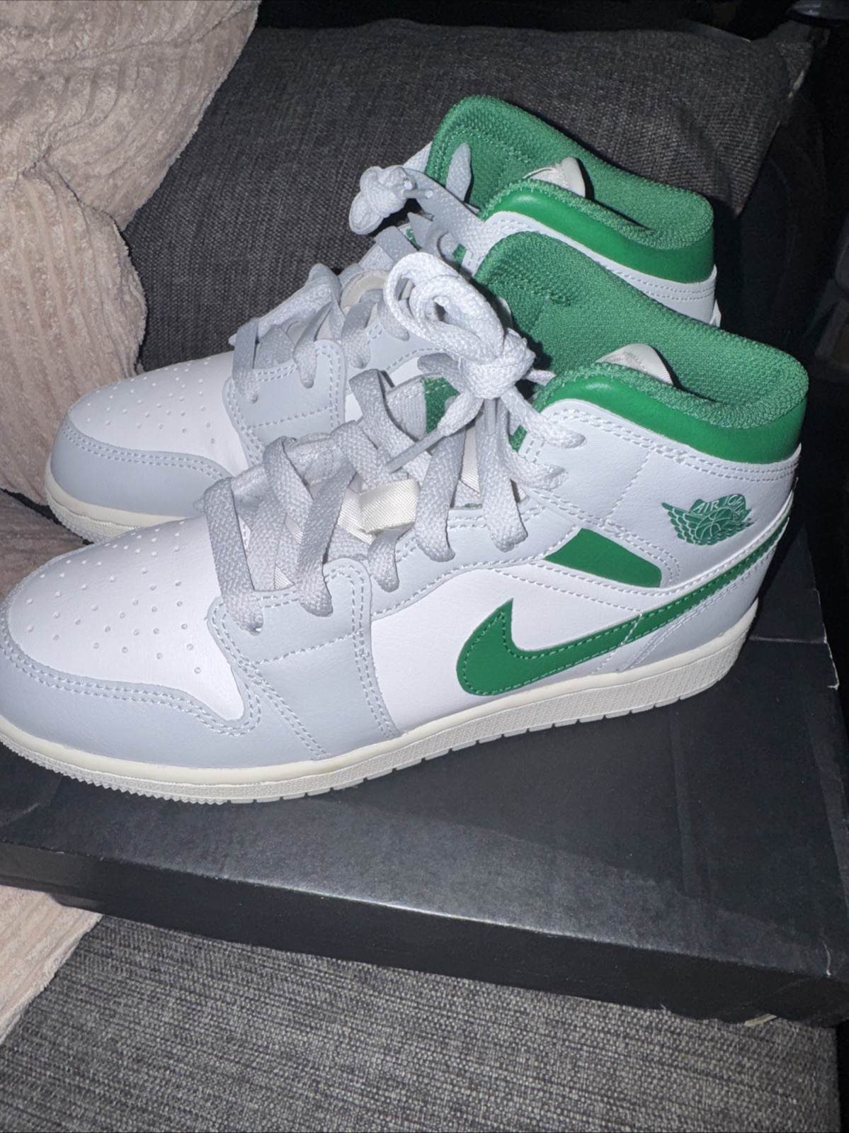 Size 9.5 - Air Jordan 1 SE Mid Grey Pine Green - photo 3