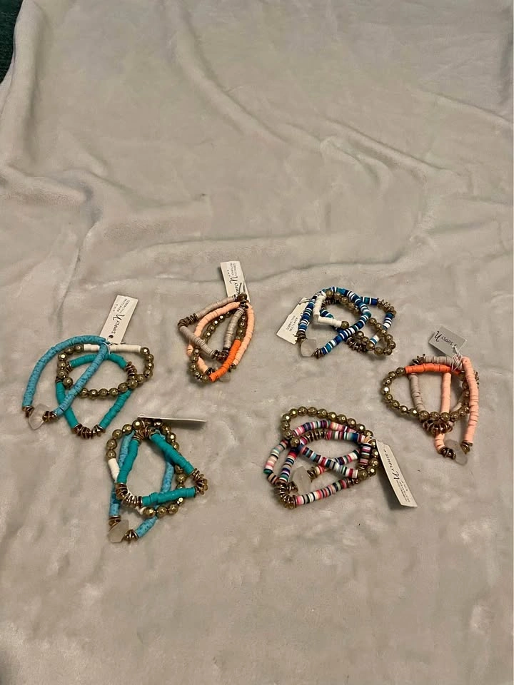 Lot of 6 Simply Noelle Multilayer Bracelet Sets