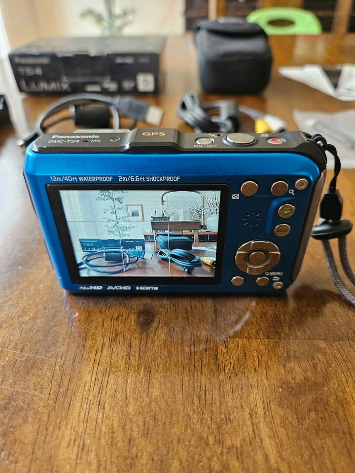 Panasonic Lumix DMC-TS4 Digital Camera - photo 2