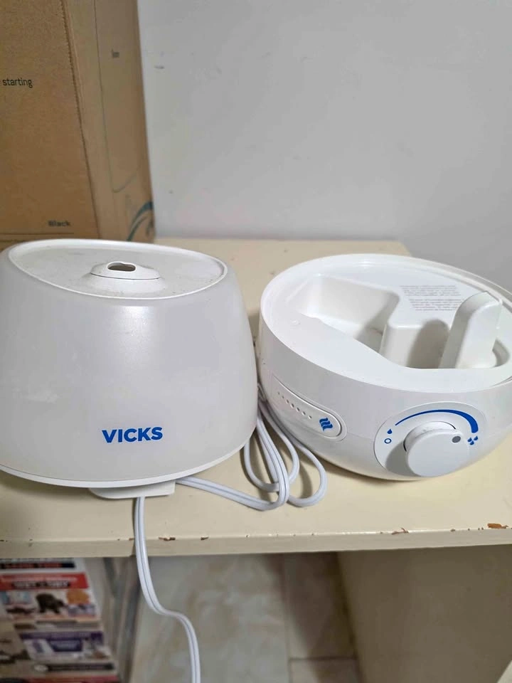 Vicks Cool Mist Humidifier