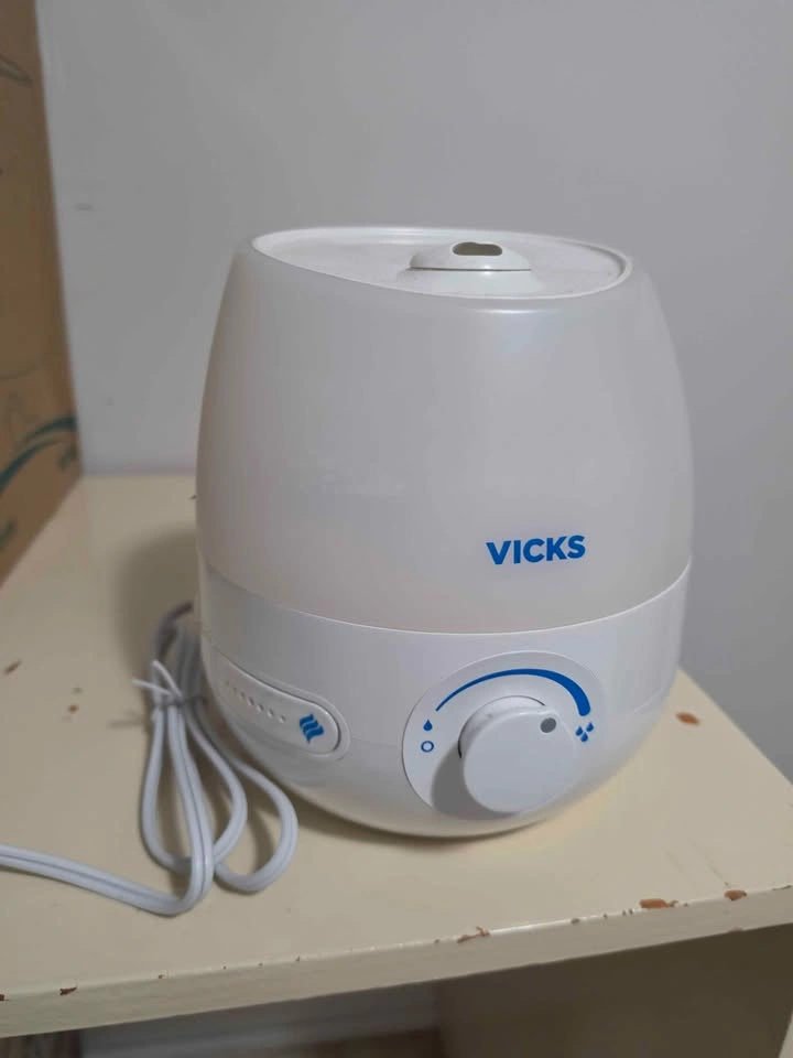 Vicks Cool Mist Humidifier - photo 3