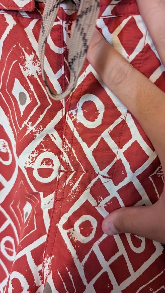 Size 36 Men's Patagonia Swim Trunks Bathing Suit Red Pattern - photo 5