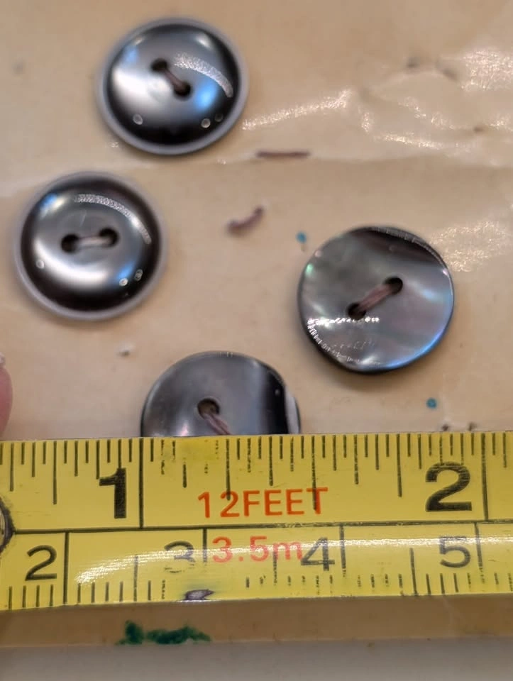 VTG Deadstock Pearlized Grey Fisheye Buttons | 4pc 1/2" - photo 3